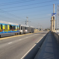 Metro on the First Street Bridge.jpg