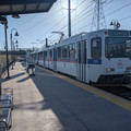 Train arrives at Decatur-Federal.jpg