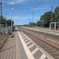 West Rhine platforms at Hürth-Kalscheuren.jpg