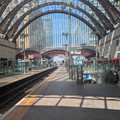 Canary Wharf platforms.jpg